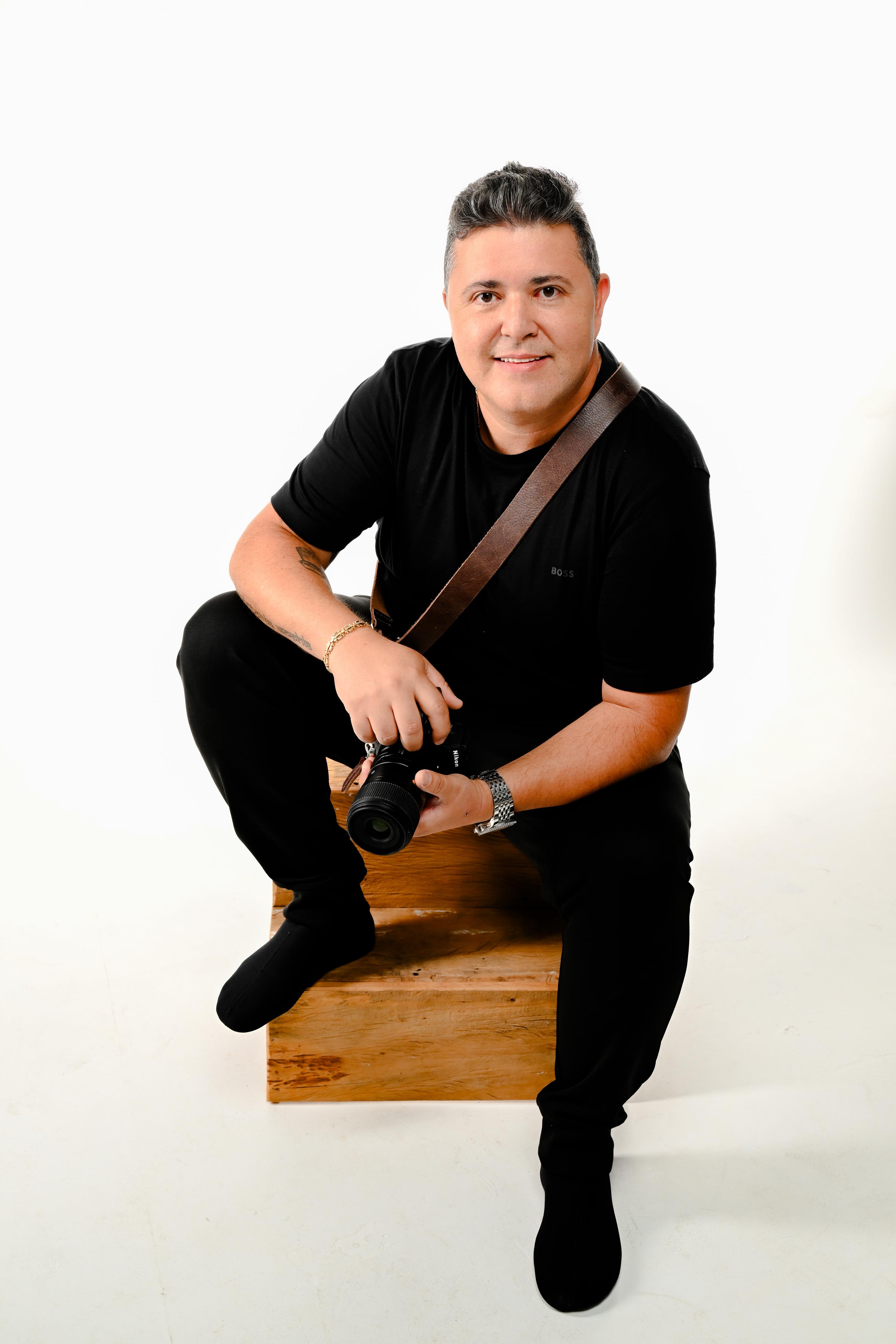 Fotógrafo no Estúdio 428